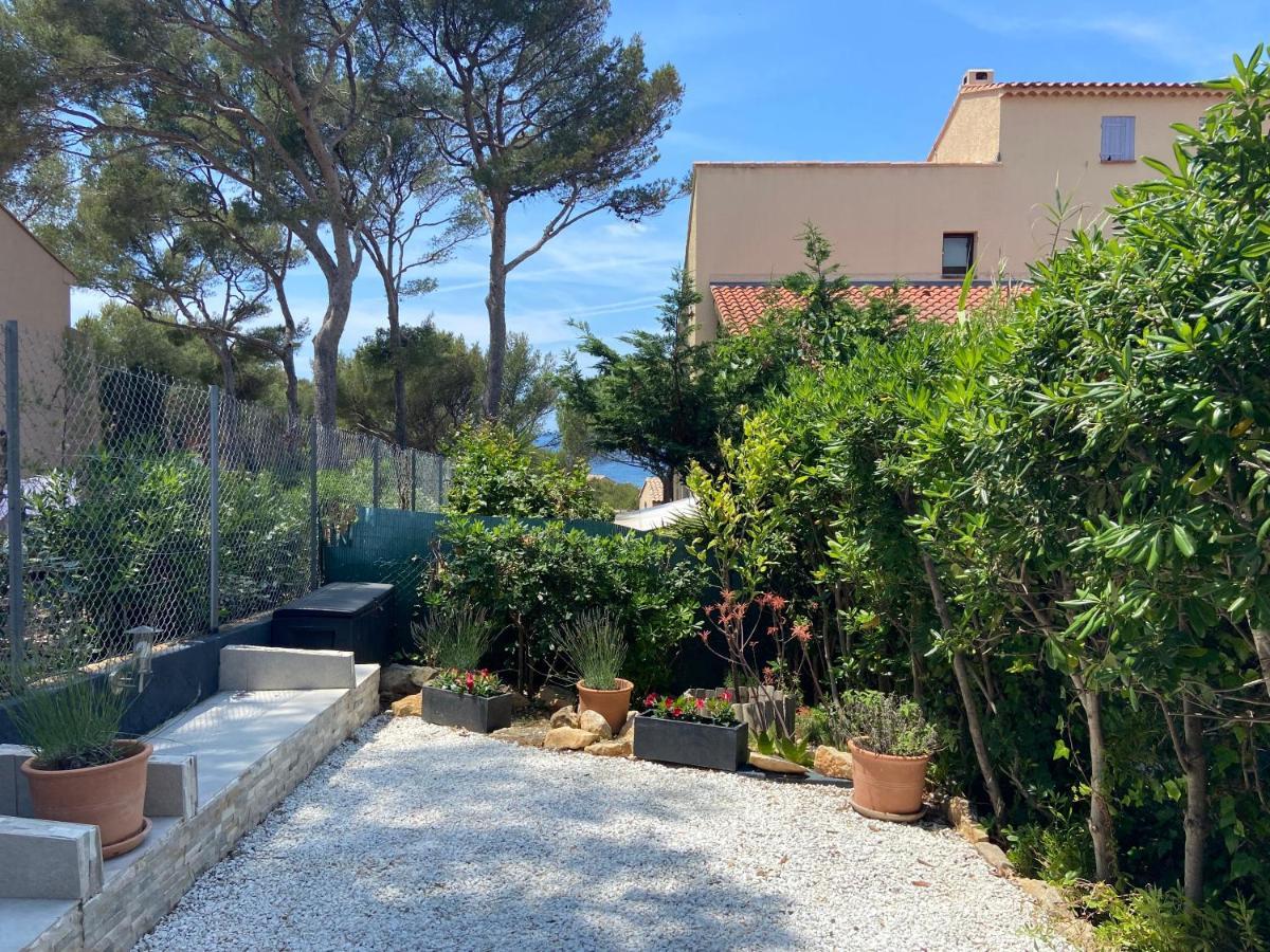 Logement Entier T2 Climatise, Parking Gratuit, Jardin, Plage A 2Min A Pied Sanary-sur-Mer Exterior foto